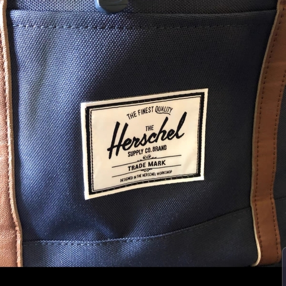 Herschel second hand blue backpack - Picture 3 of 3